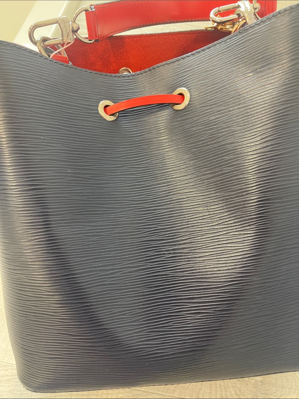 Louis Vuitton Epi Blue and Red Tote with two charms of scarf and chain Authentic - Picture 9 of 16